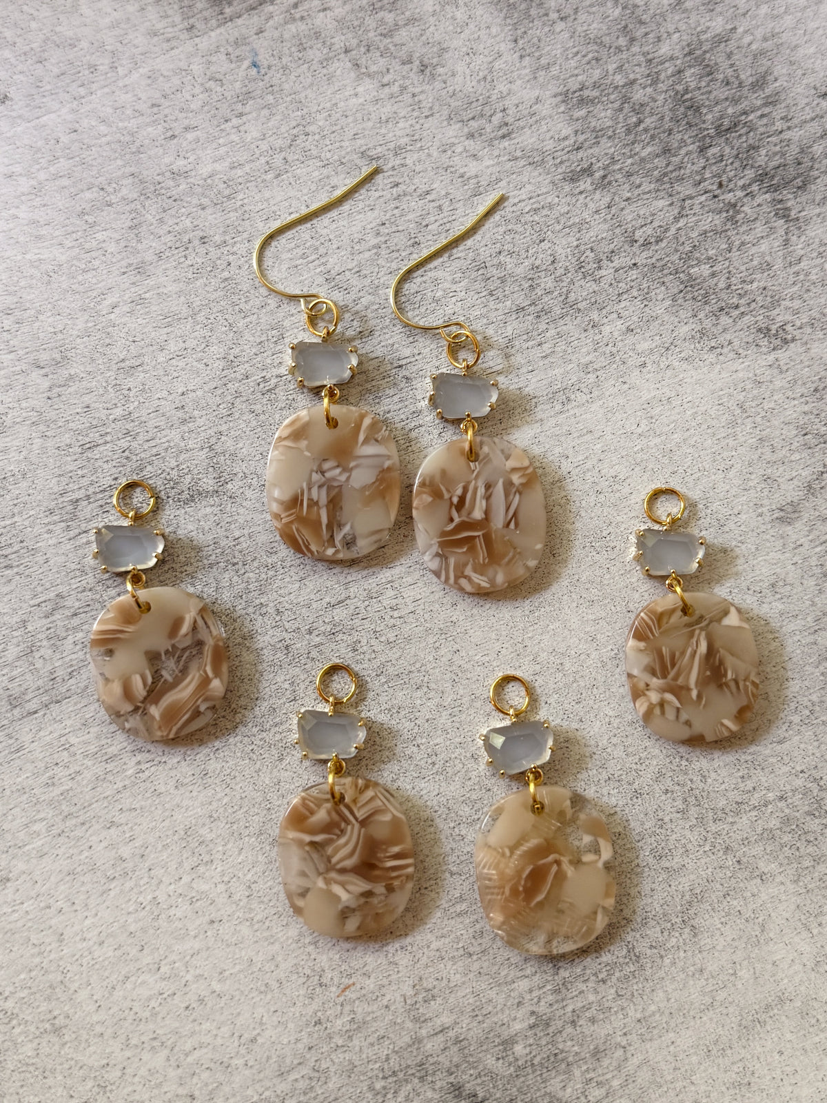 Marbled Gem Earrings – Brown & White Acrylic