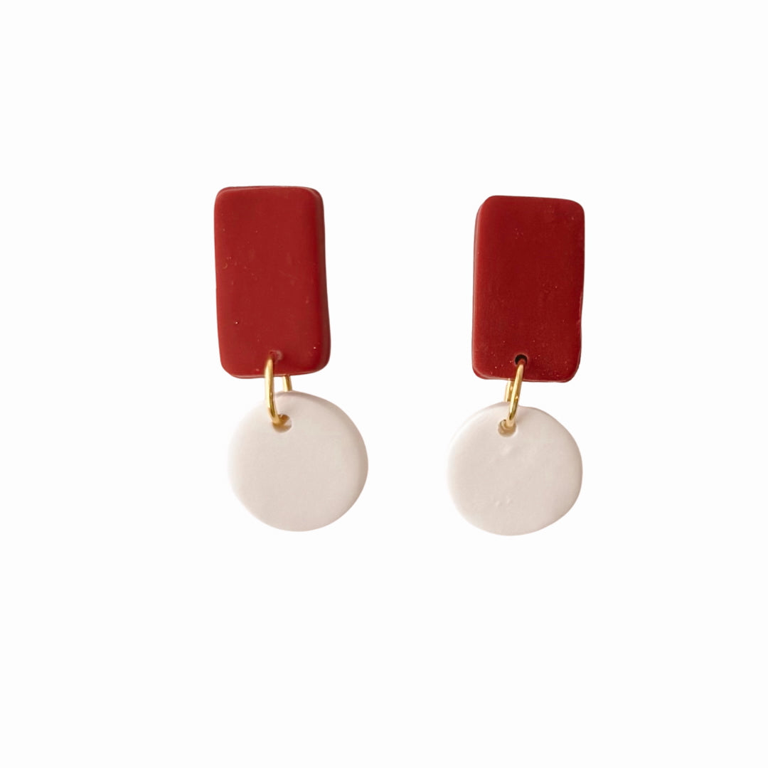 Regin-Crimson and White