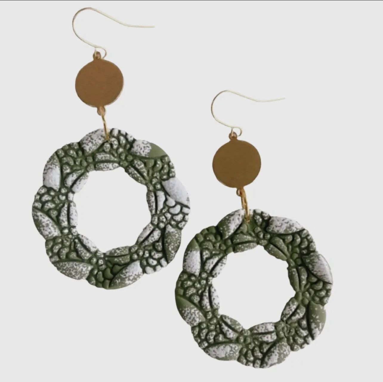 Wreath Earrings | Neutral Christmas Earrings | Green Earring