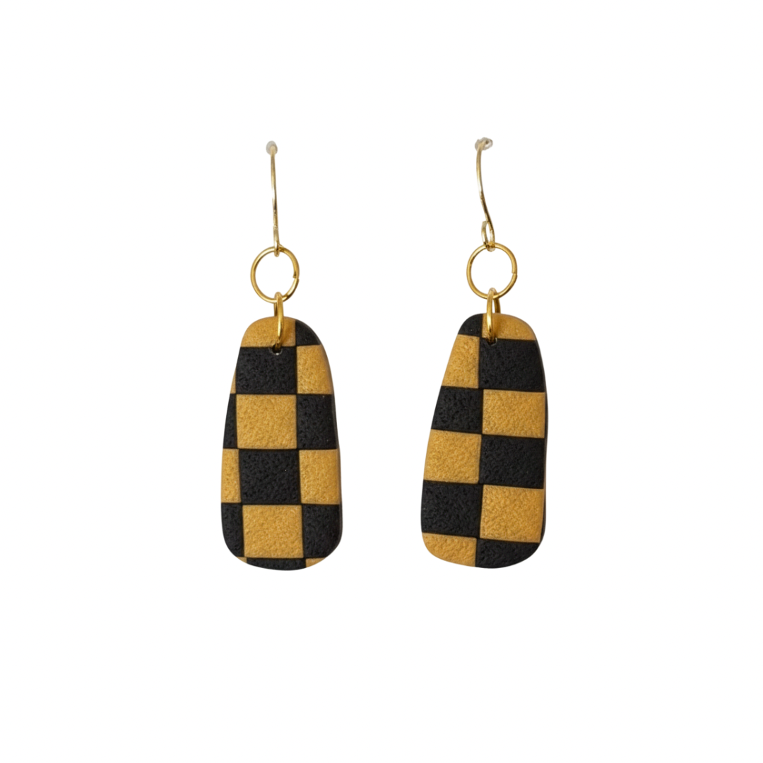 CHECKERED - BLACK AND GOLD