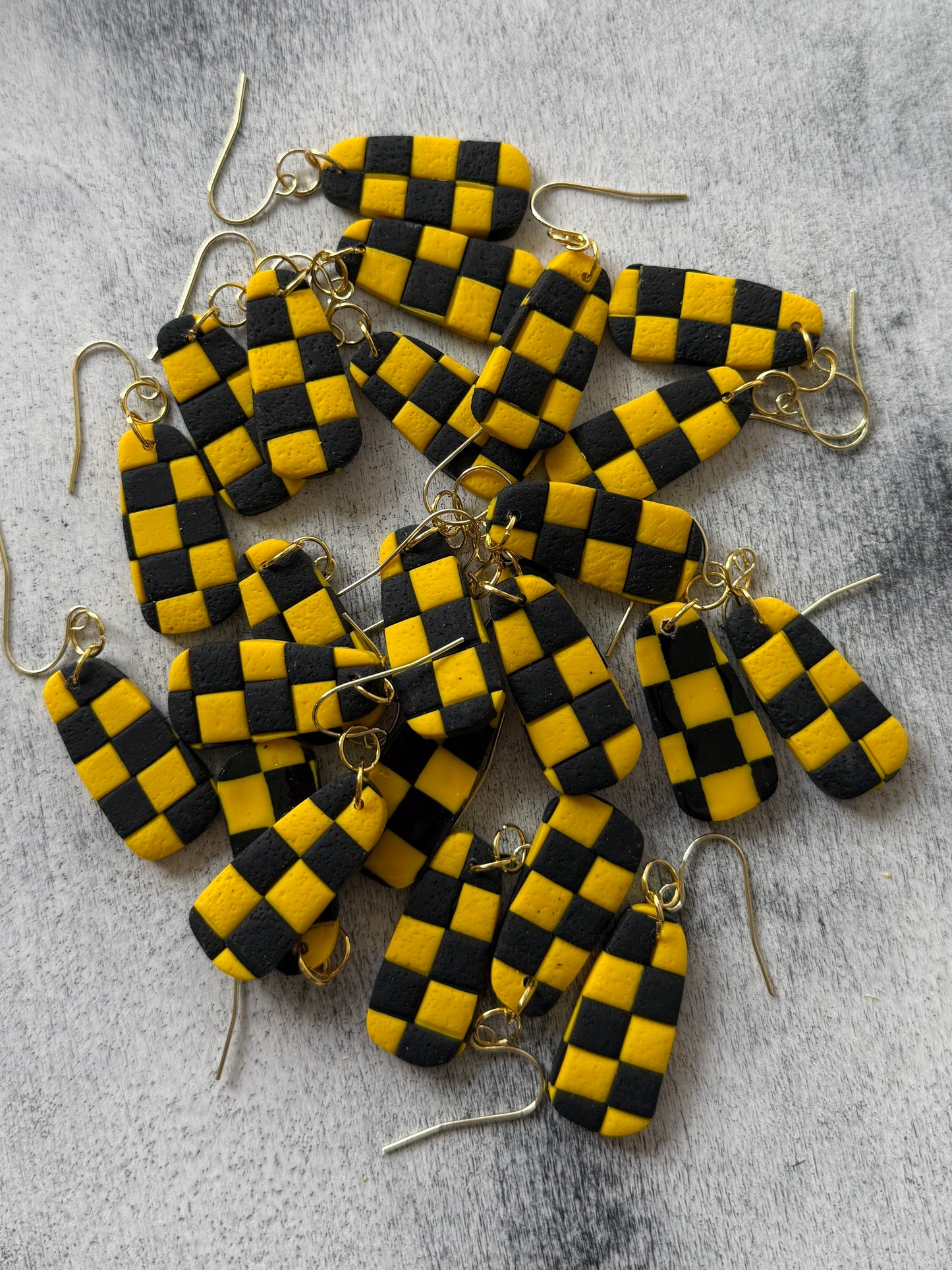 CHECKERED - BLACK AND YELLOW