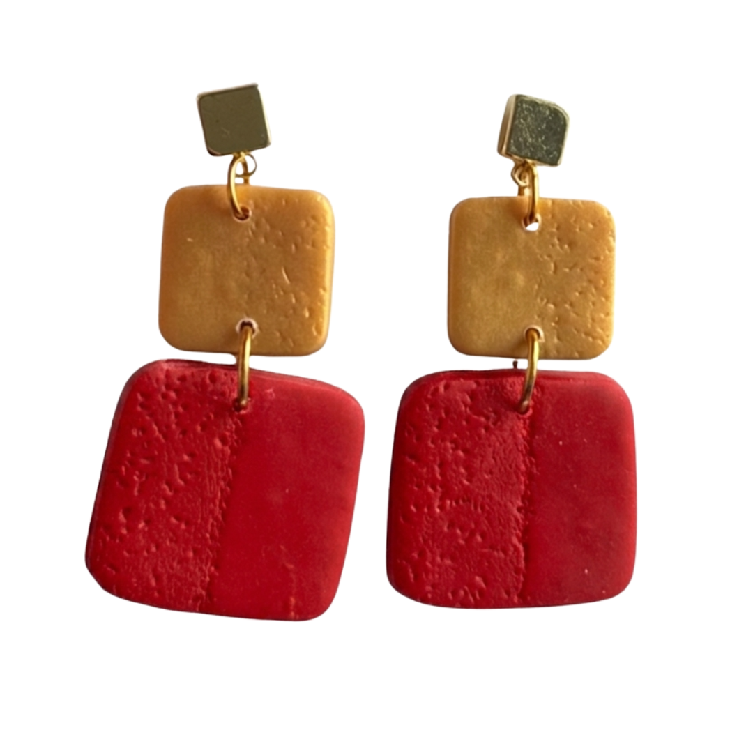 Leah | Gameday Gold Stud Earrings